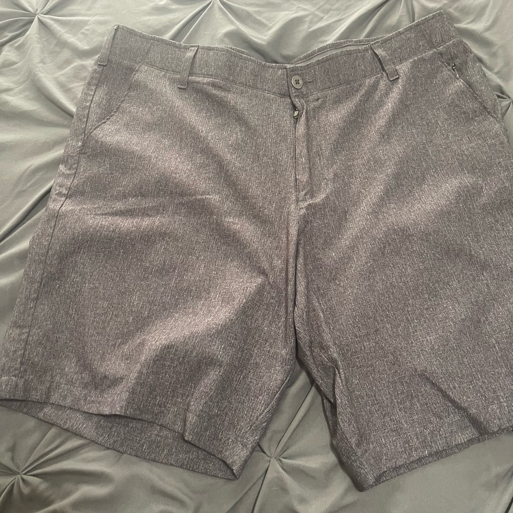 Swiss tech men’s golf shorts NWOT size 38
